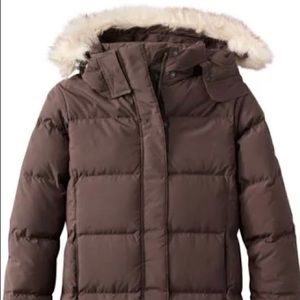 Llbean xs toasty warm coat that is rarely used in FL. 3/4 length.